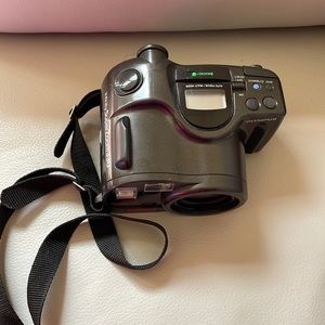OLYMPUS Full Automatic Camera